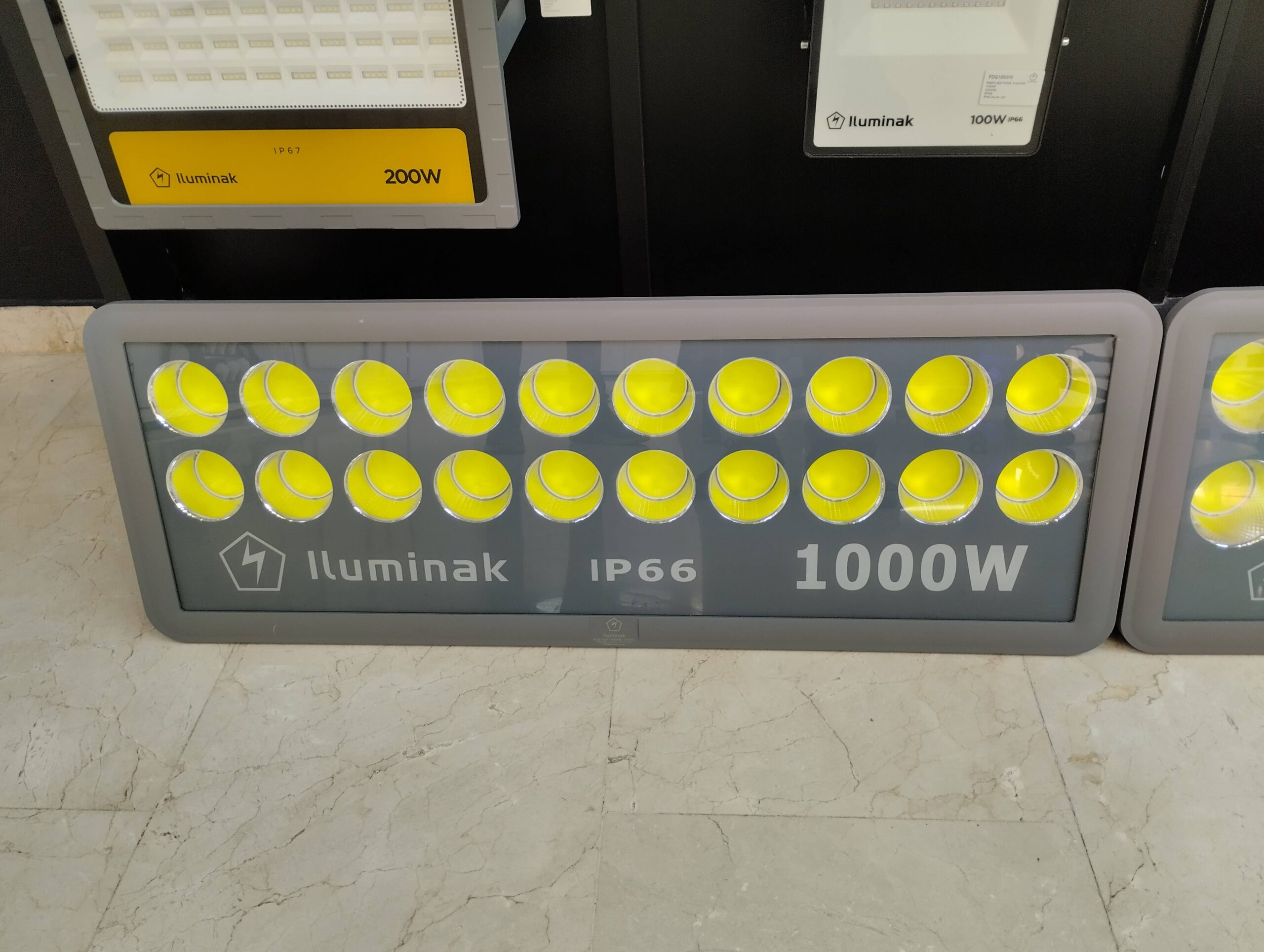 Reflector jumbo 1000